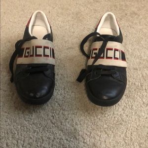 Boys Gucci shoes